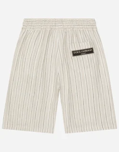 Linen shorts with branded label
