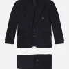 Linen single-breasted suit