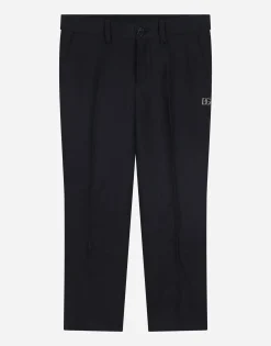 Linen single-breasted suit
