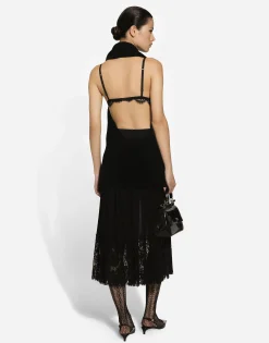 Long georgette skirt with lace edgings