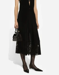Long georgette skirt with lace edgings