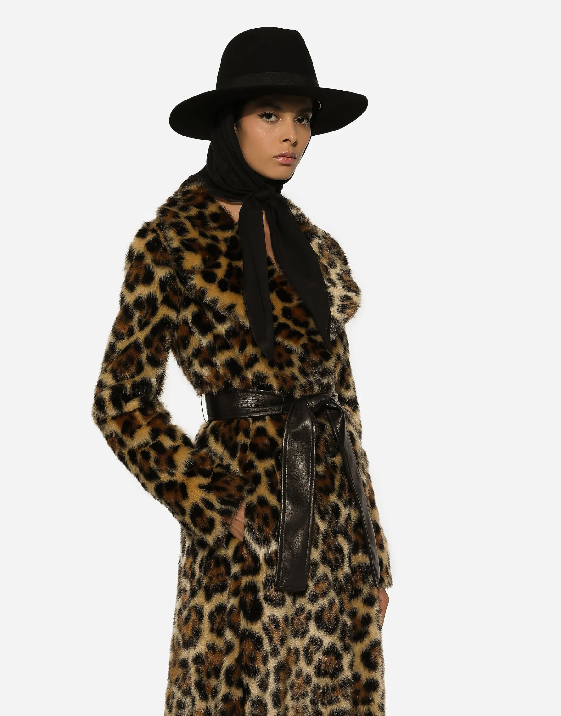 Long leopard-print faux fur coat