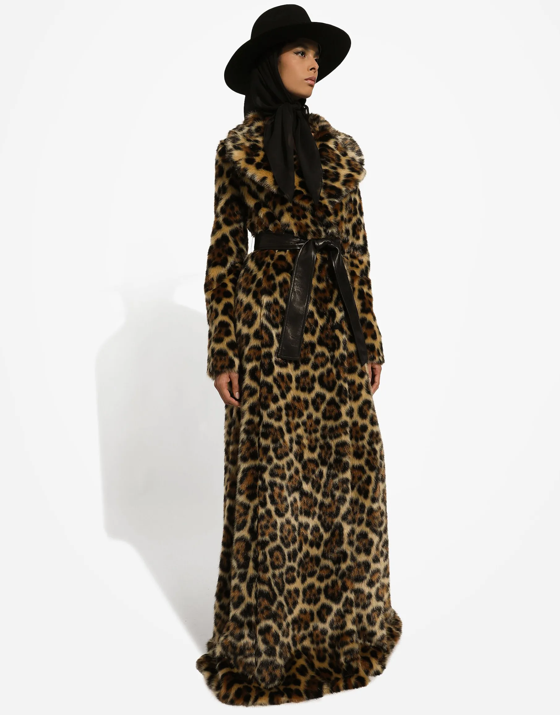 Long leopard-print faux fur coat