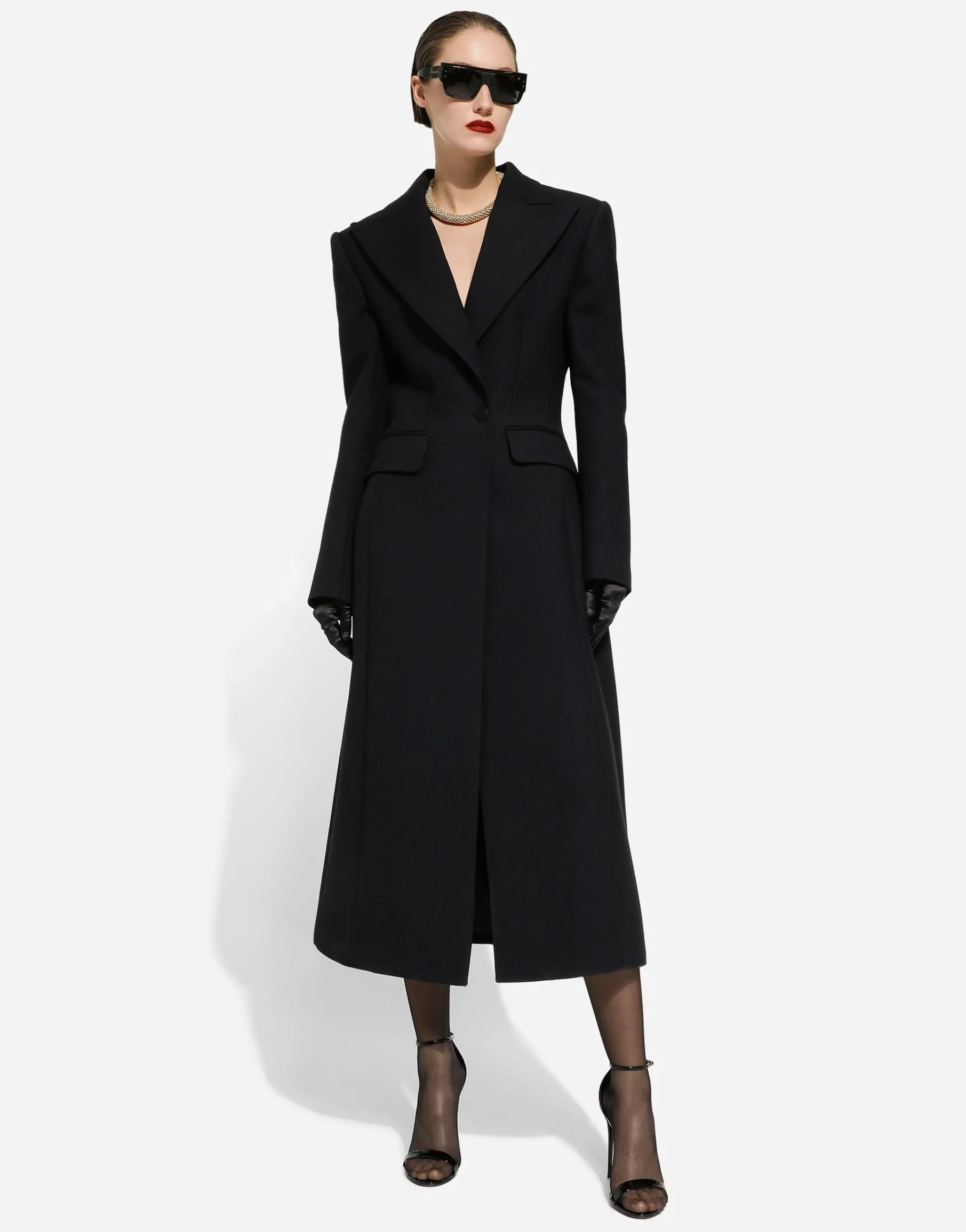 Long single-breasted wool cady coat