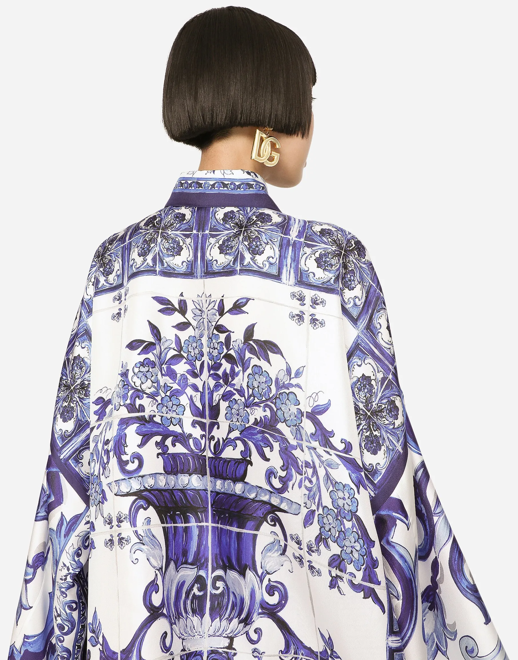 Majolica-print twill shirt with slits