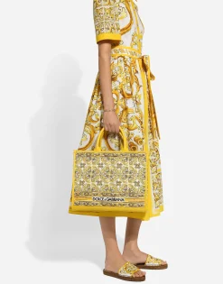 Medium DG Daily shopper