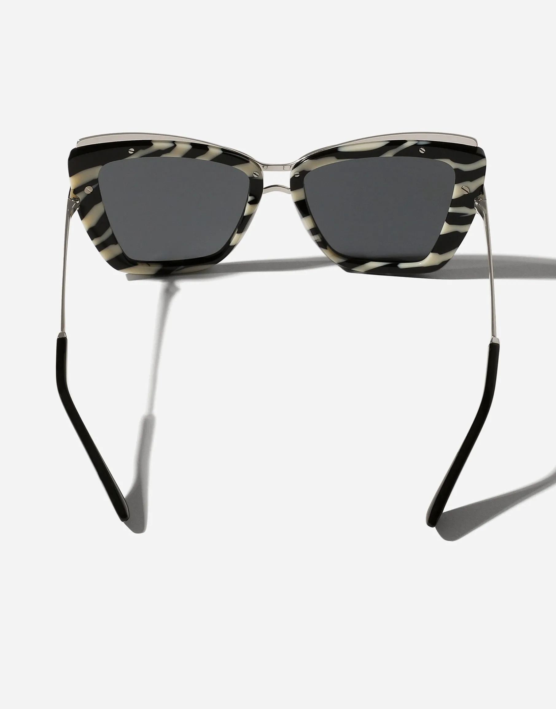 Metal print sunglasses
