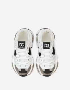 Mixed-material Airmaster sneakers