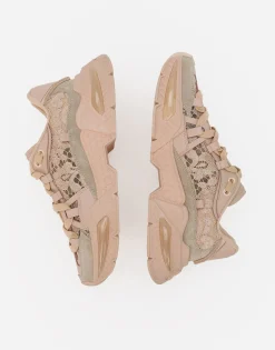 Mixed-material Airmaster sneakers