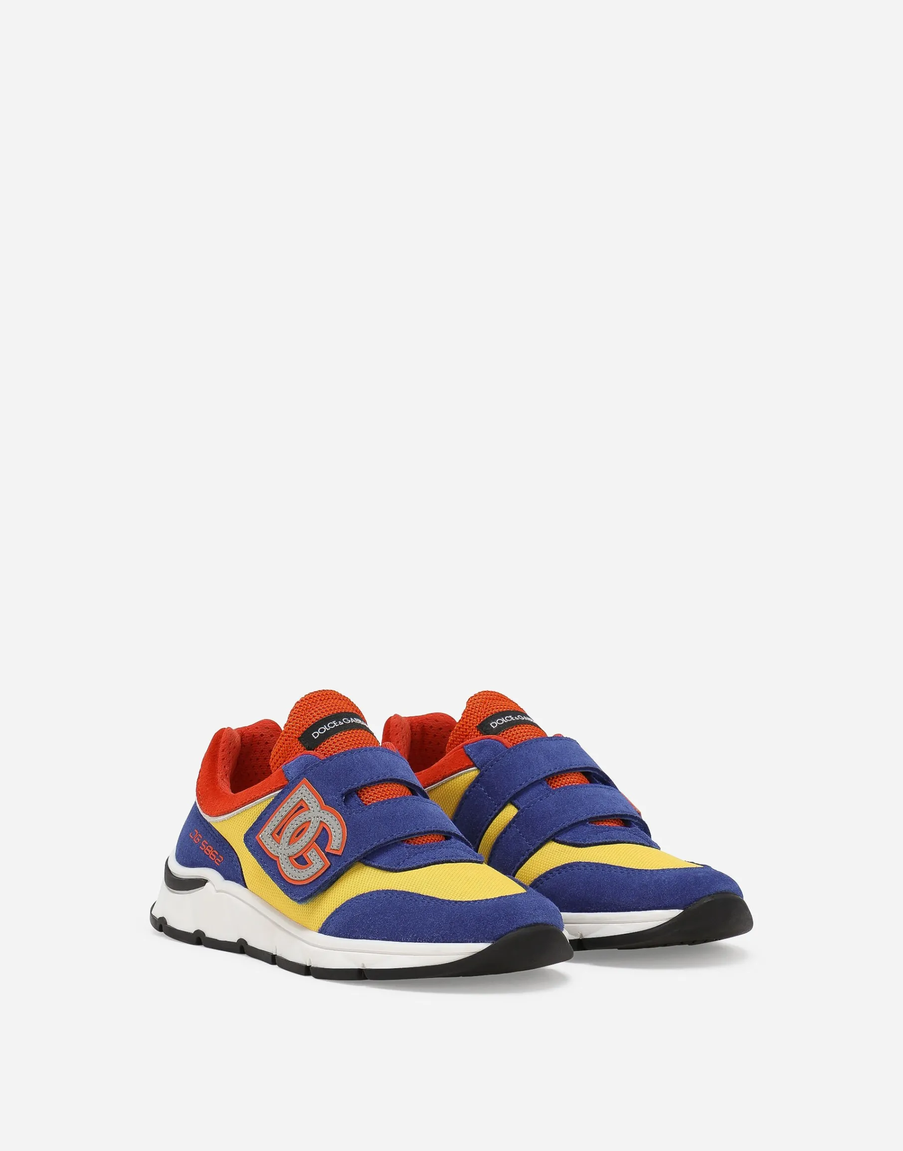 Mixed-material sneakers