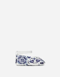 Nappa leather newborn ballet flats with majolica print