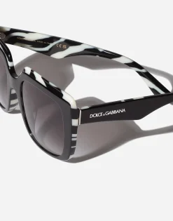 New print sunglasses