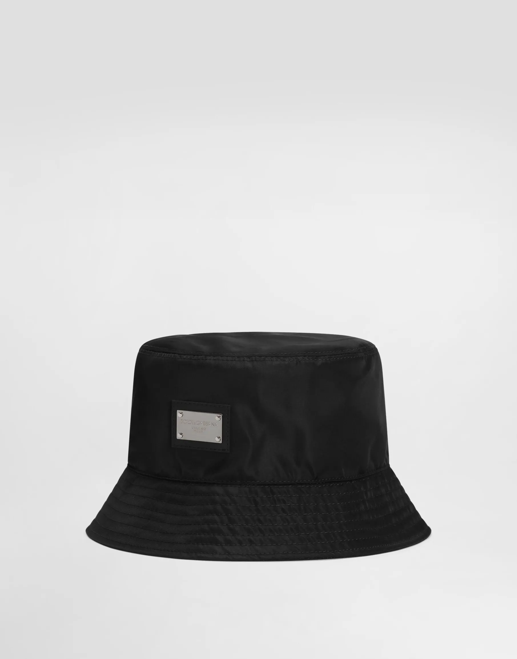 Nylon bucket hat with branded plate