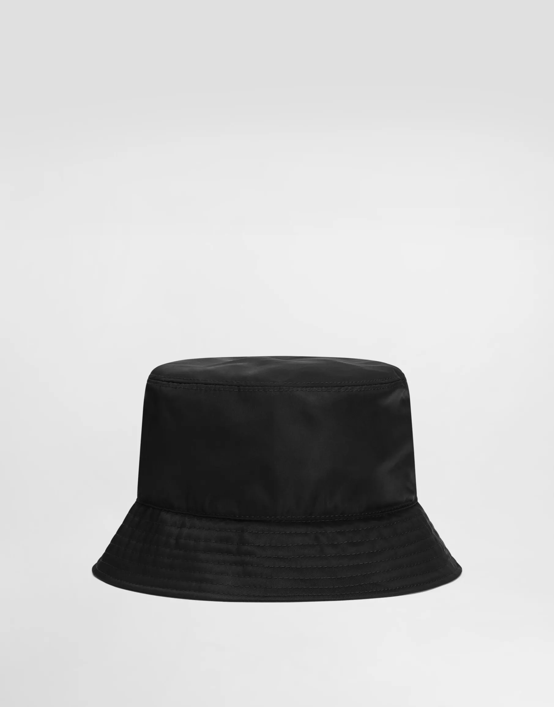 Nylon bucket hat with branded plate