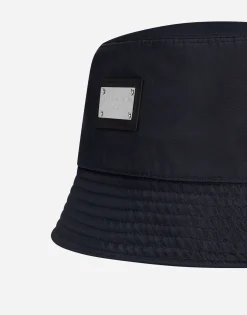 Nylon bucket hat with branded plate