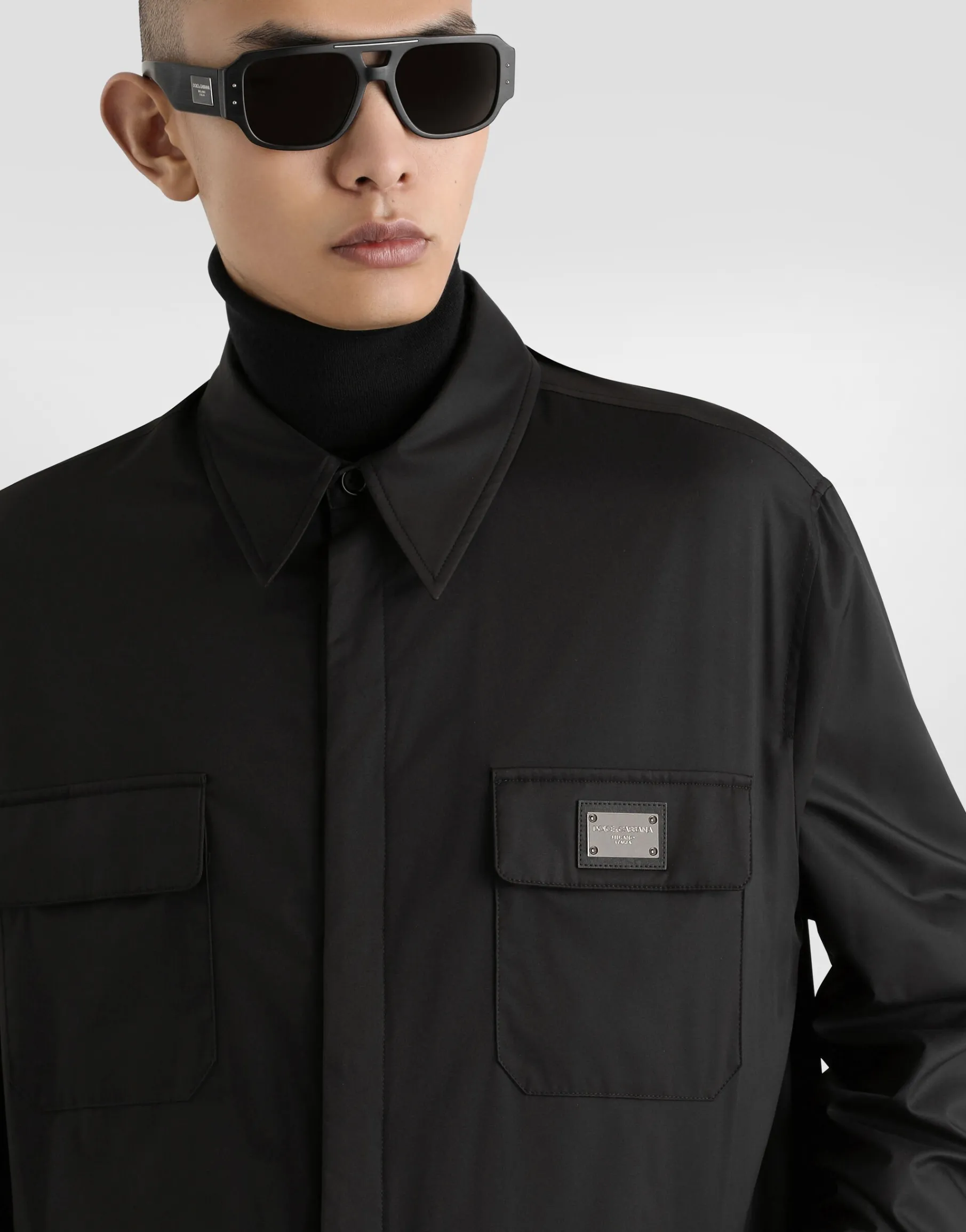 Nylon shirt with logo tag