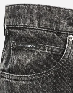 Oversize denim jeans