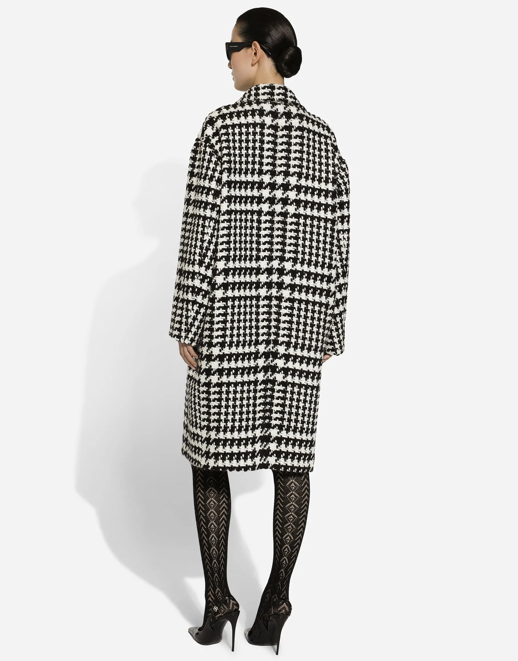 Oversize houndstooth coat