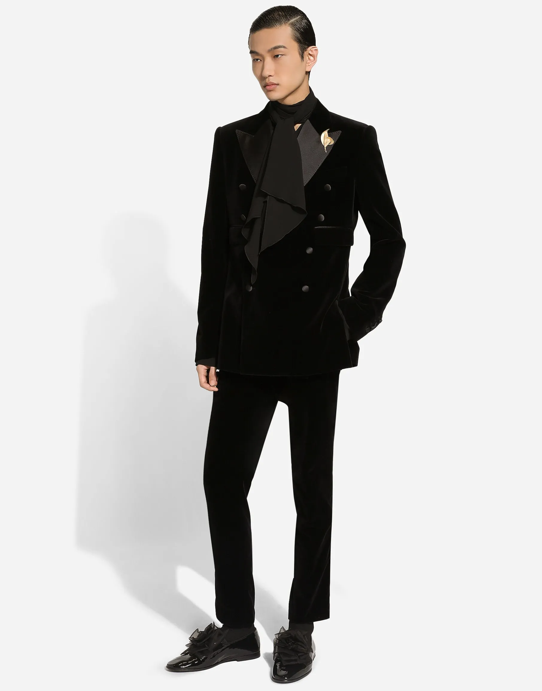 Oversize silk shirt with pussy-bow