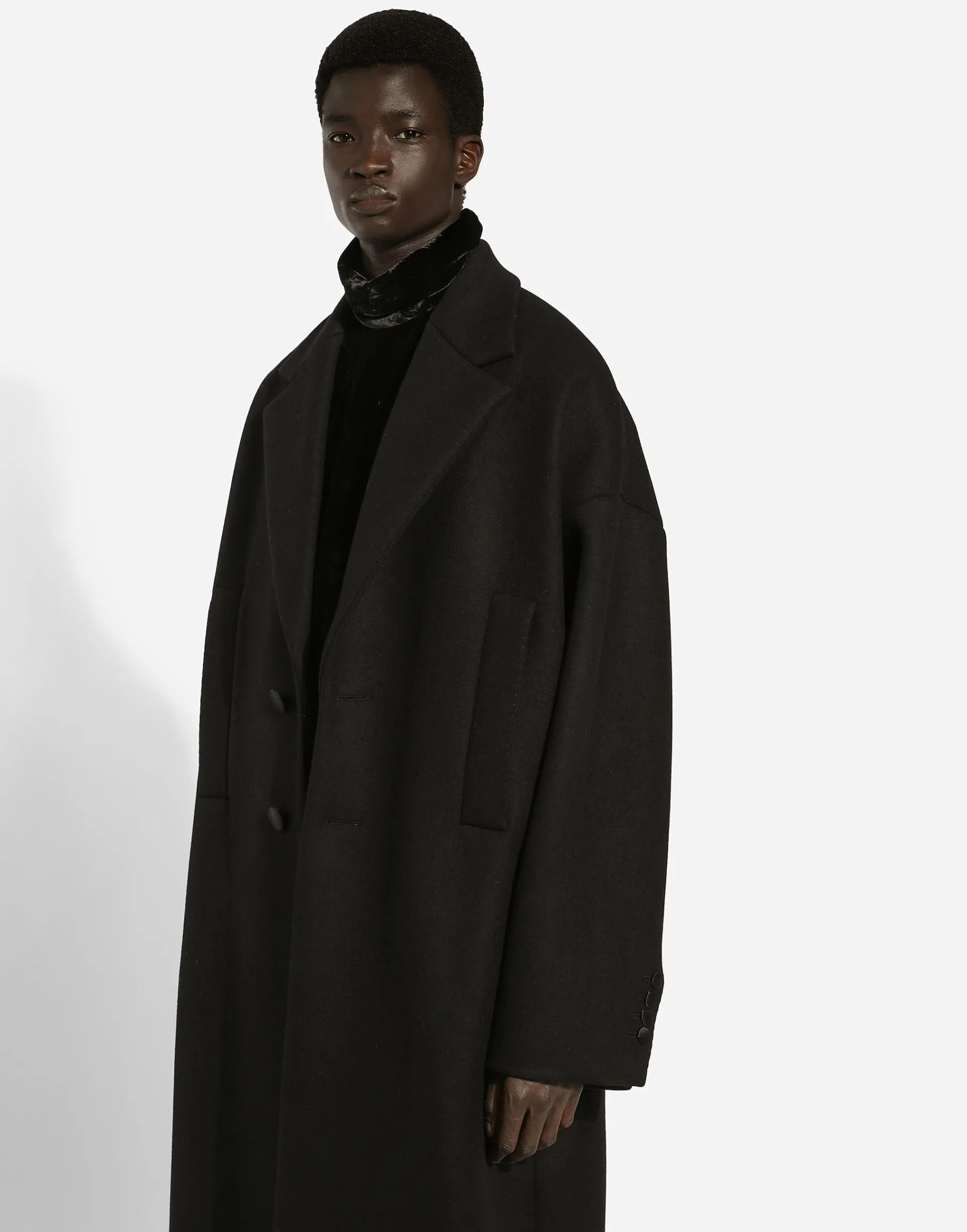 Oversize single-breasted wool coat