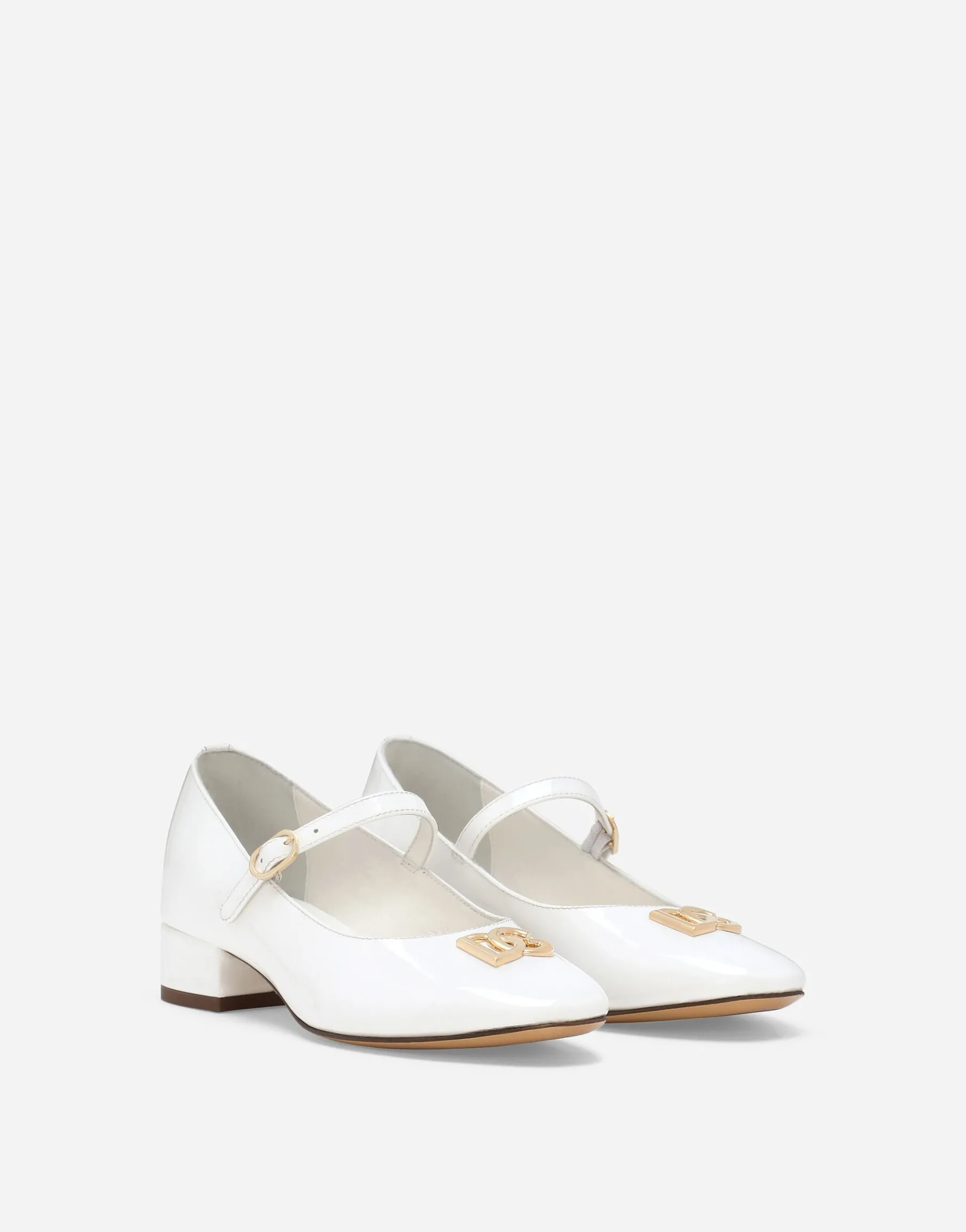 Patent leather ballet flats with heel