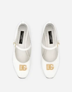 Patent leather ballet flats with heel