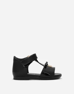 Patent leather first steps sandals with metal DG logo