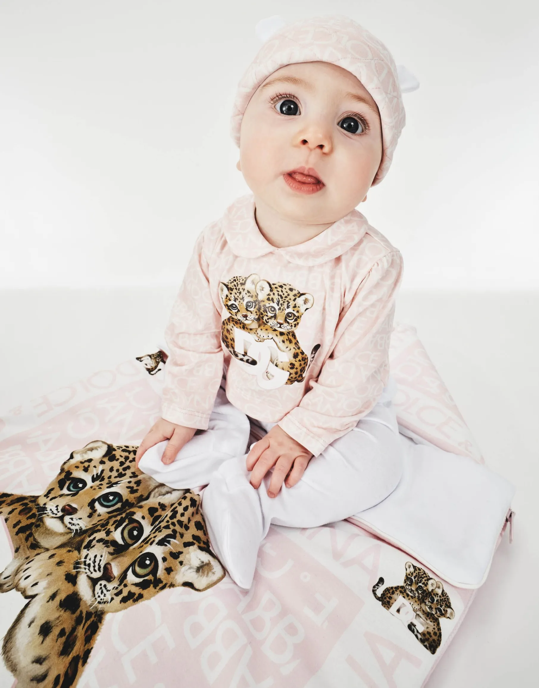 3-piece gift set in jersey with all-over logo print