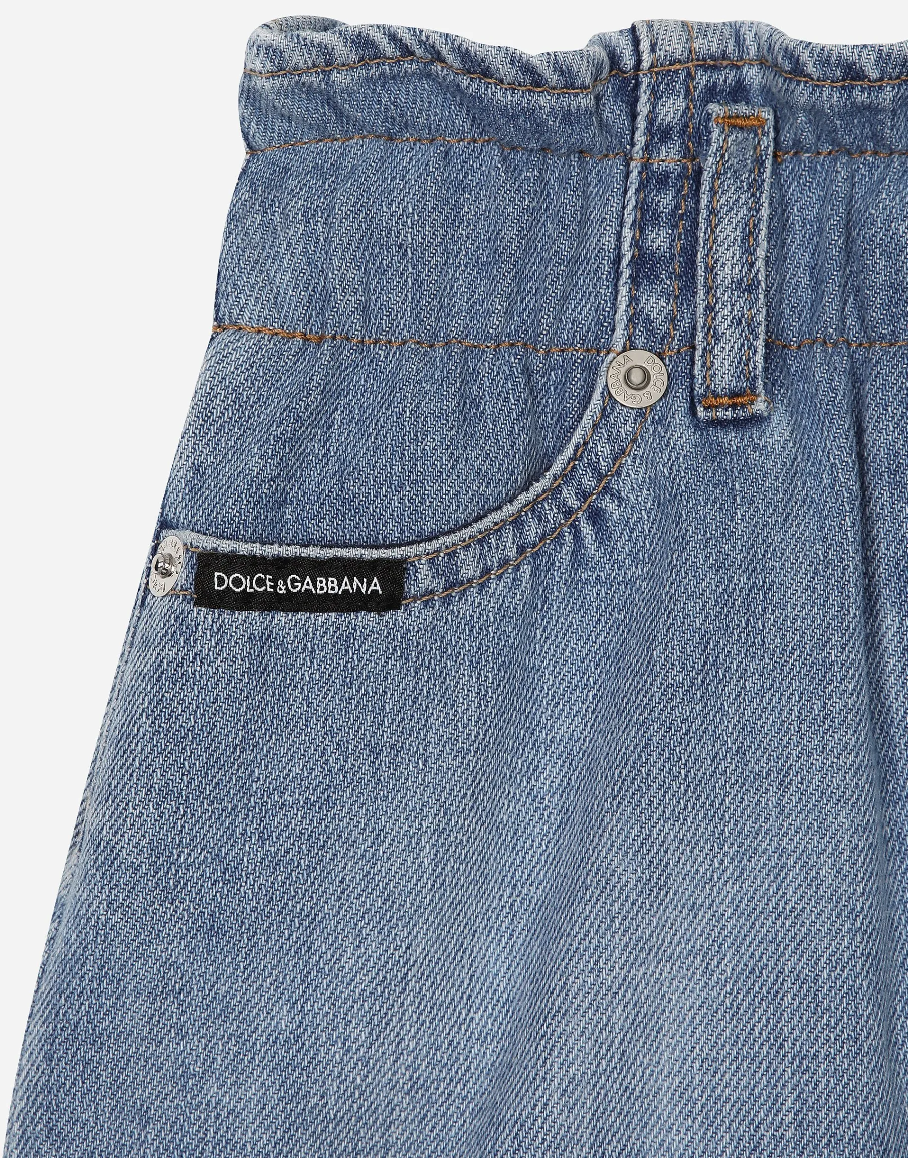4-pocket denim skirt with branded tag