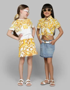 4-pocket denim skirt with branded tag