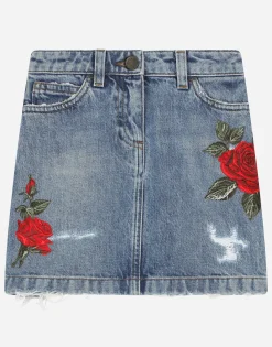 5-pocket short denim skirt with rose patch