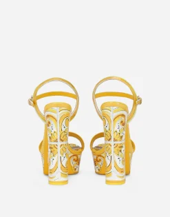 Polished calfskin platform sandals with majolica print