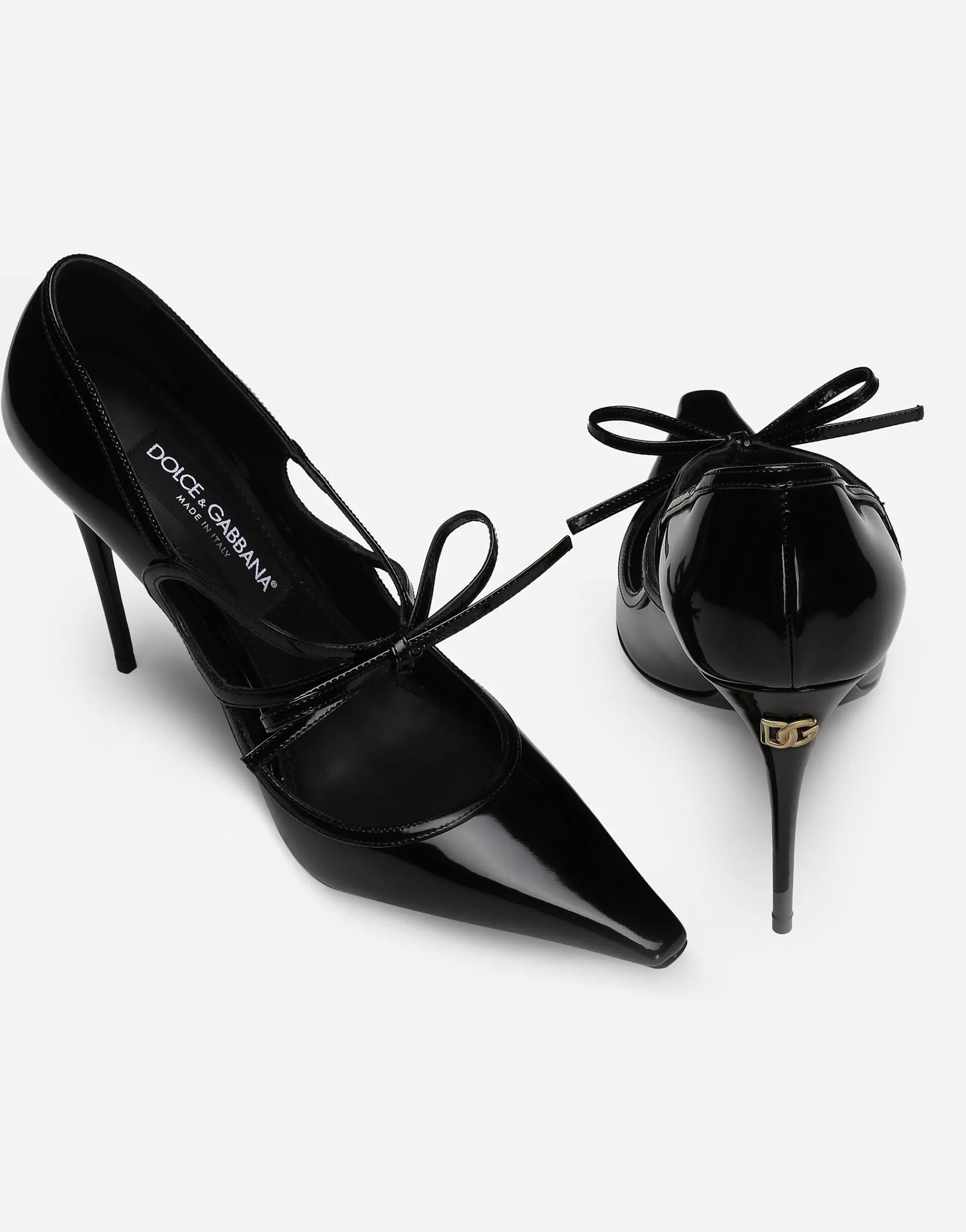 Polished calfskin pumps