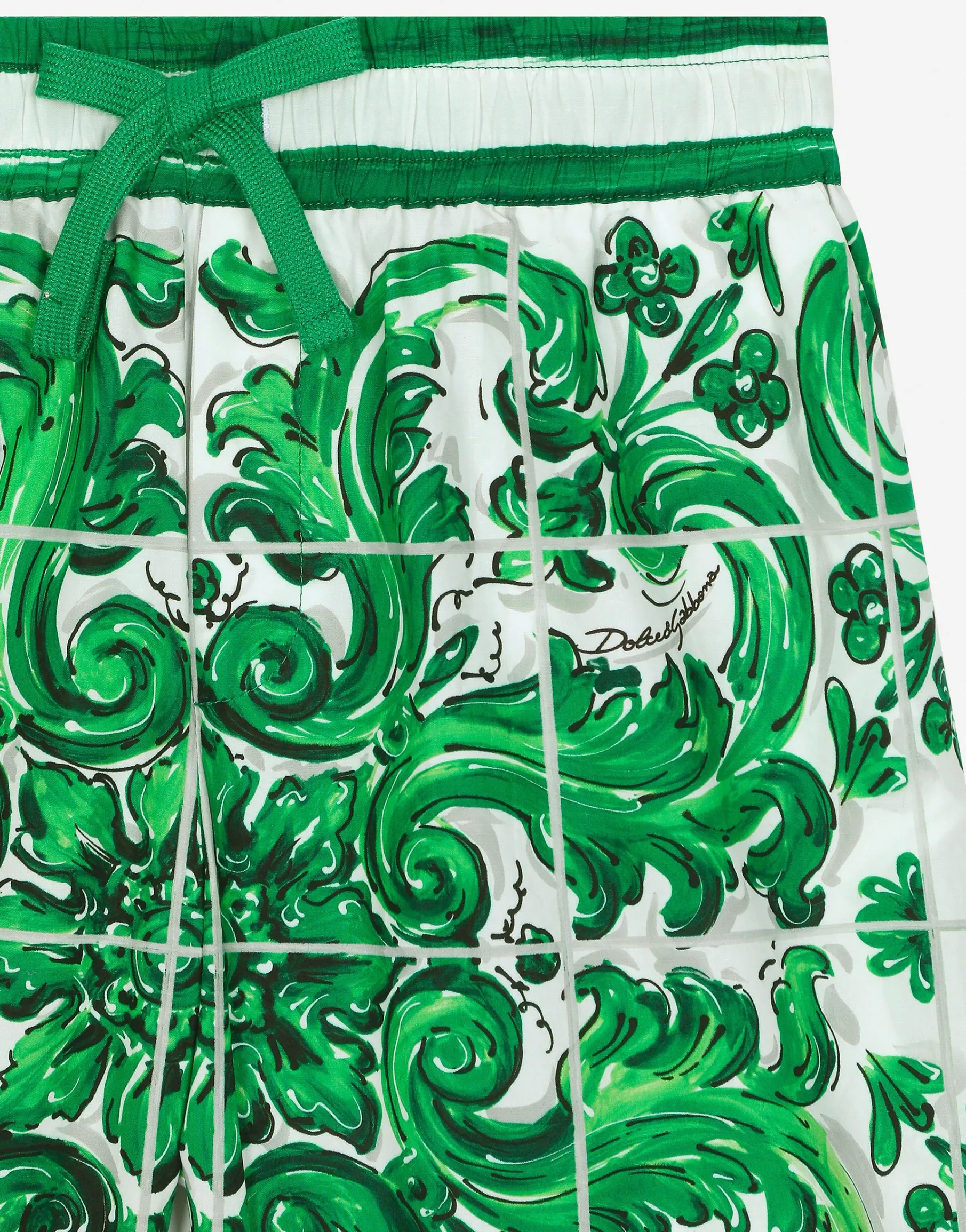 Poplin shorts with green majolica print