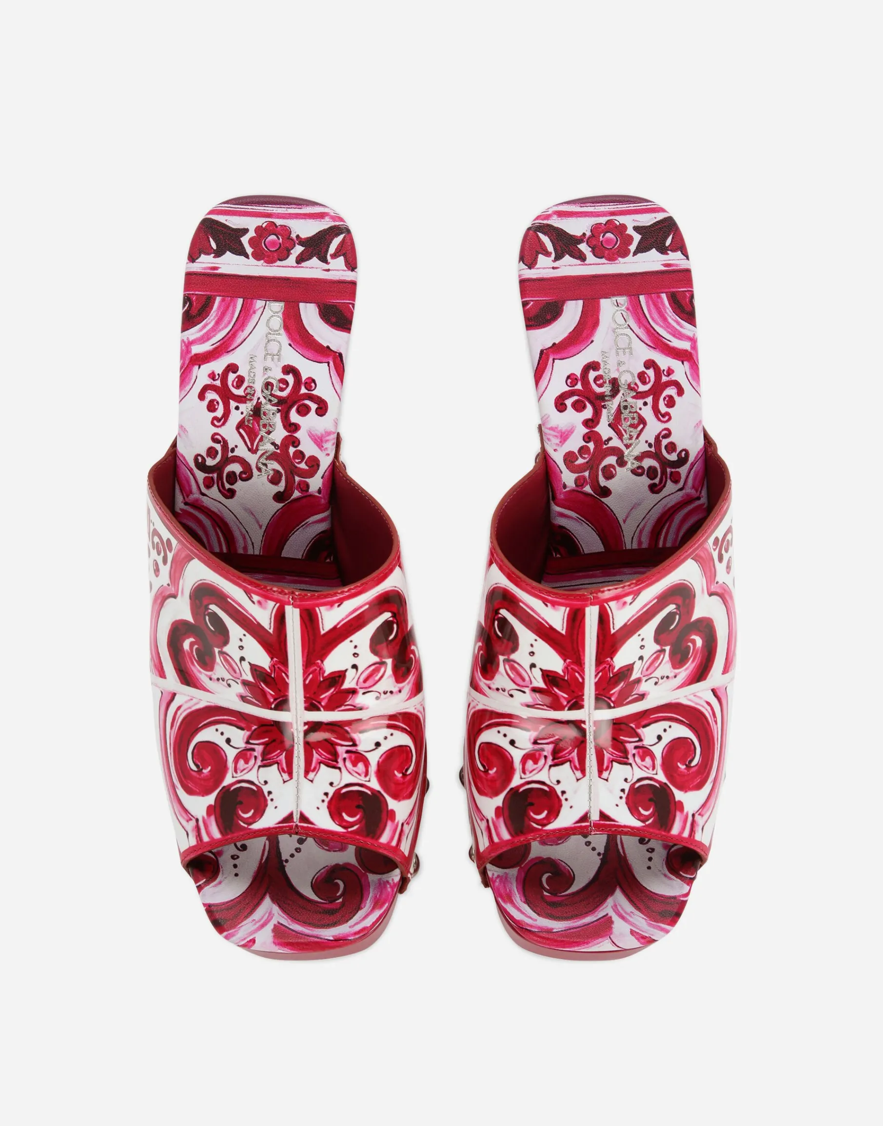 Printed polished calfskin clogs