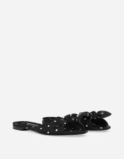 Printed satin sliders