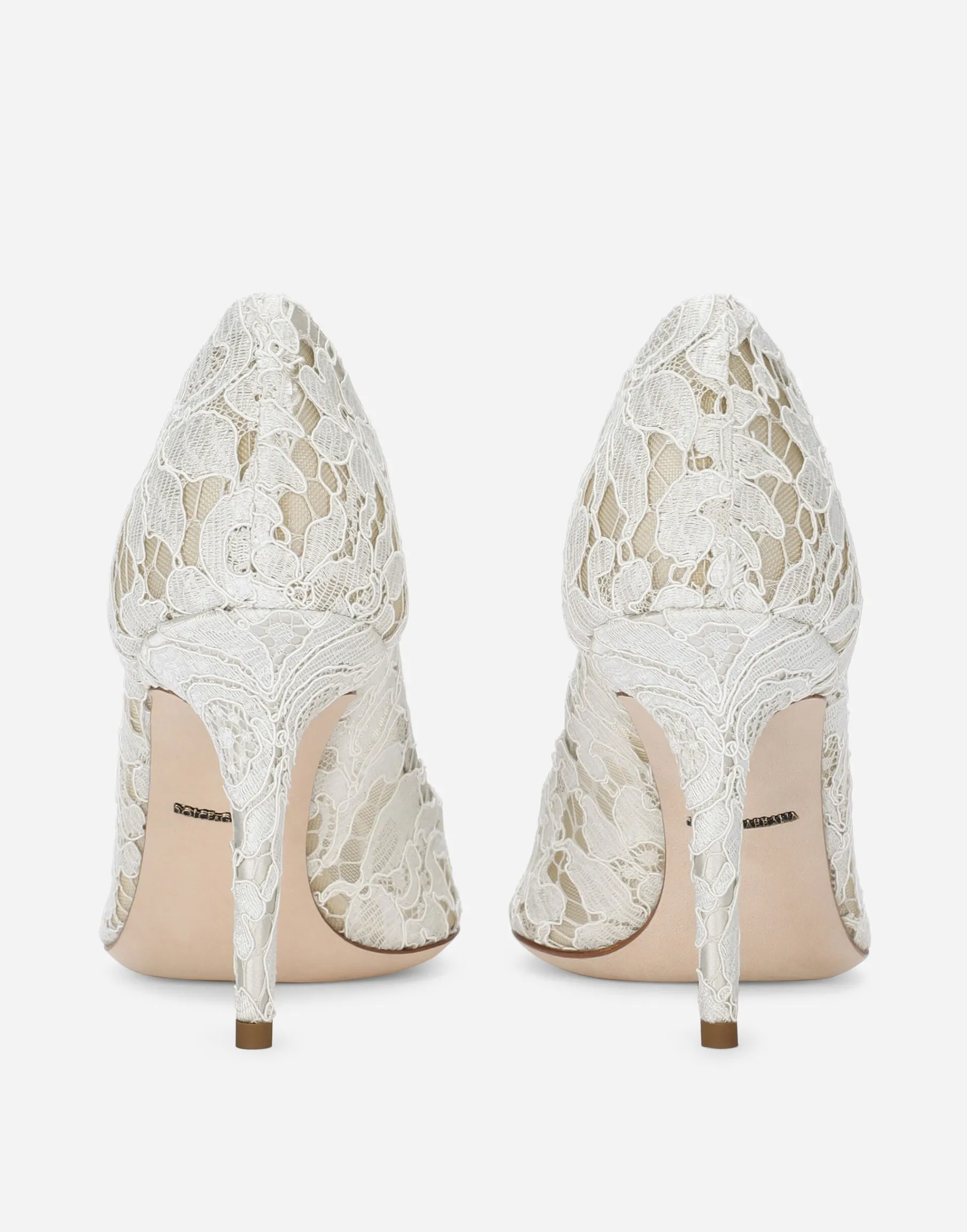 Pump in Taormina lace with crystals