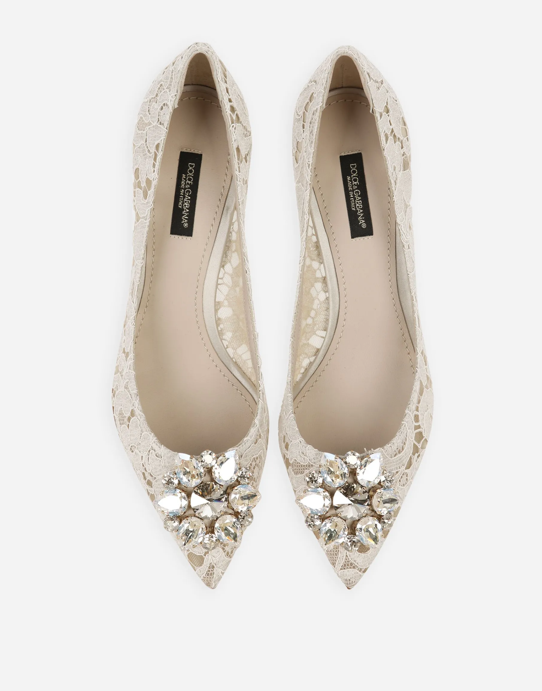Pump in Taormina lace with crystals