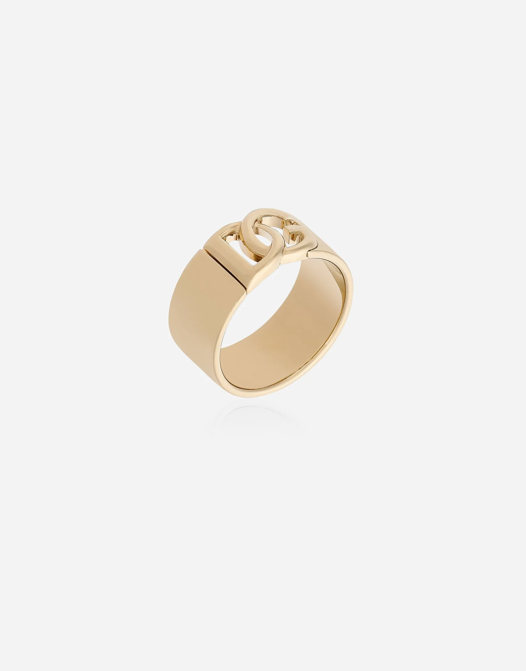 Ring with DG cut-out logo