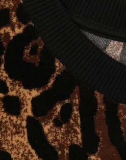 Round-neck chenille sweatshirt with jacquard leopard design