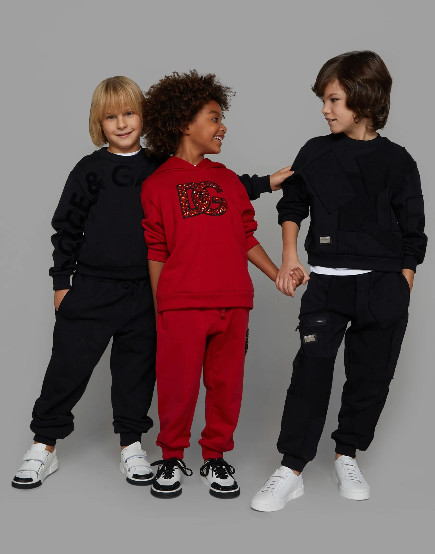 Round-neck jersey sweatshirt with flocked print
