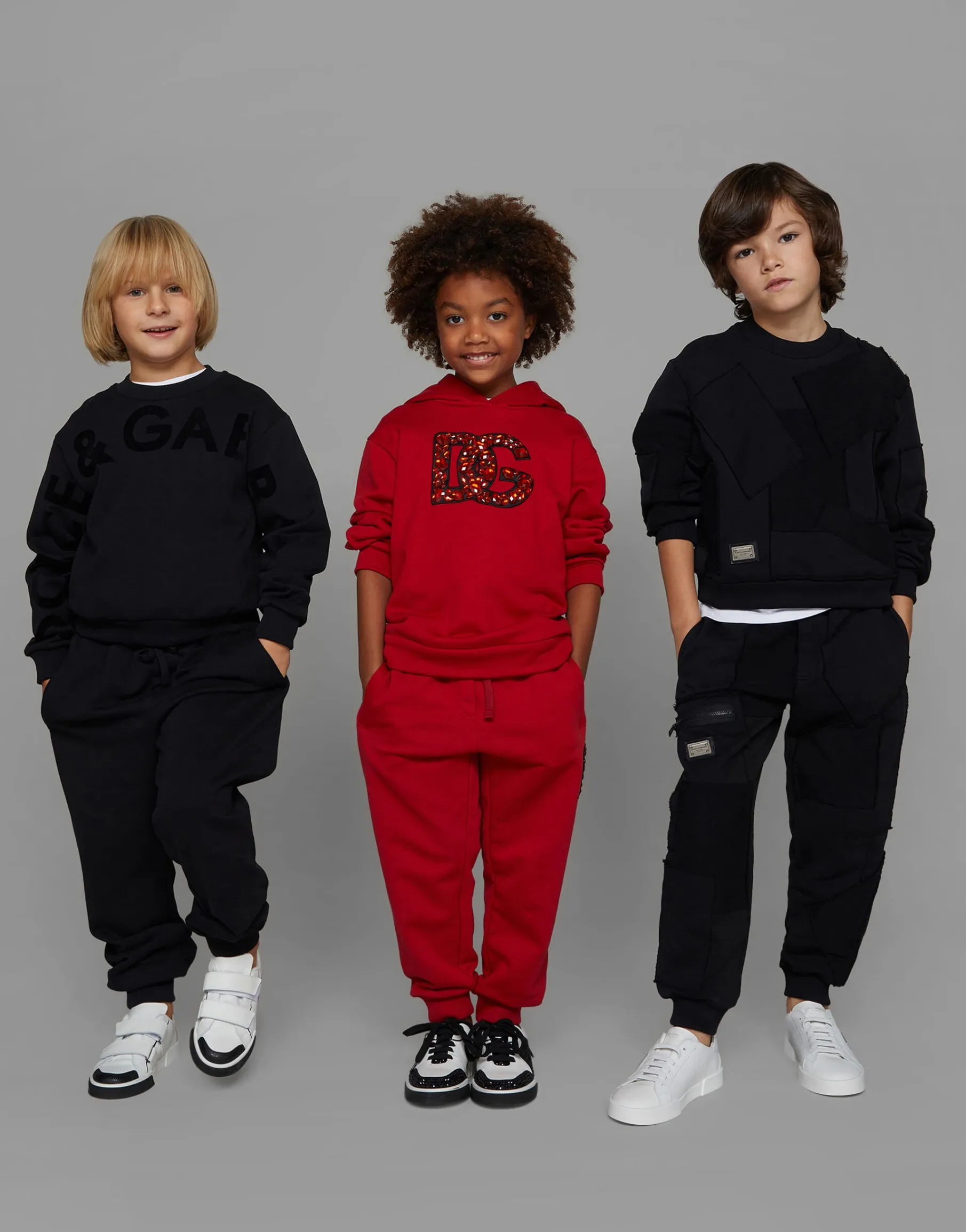 Round-neck jersey sweatshirt with flocked print