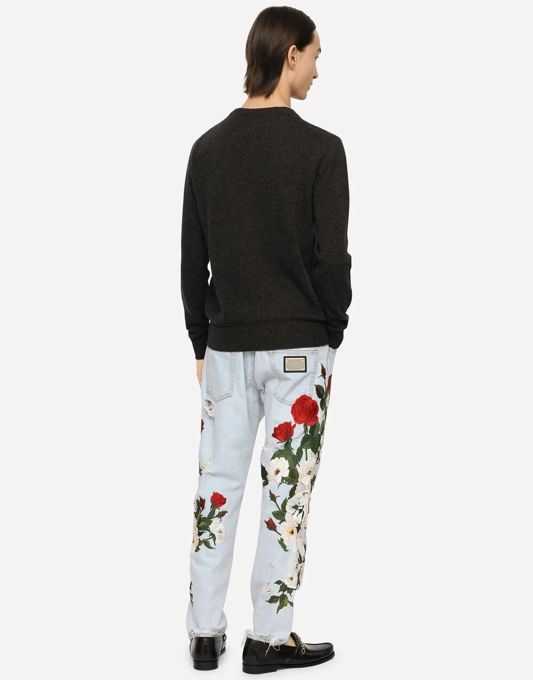 Round-neck wool sweater with embroidery