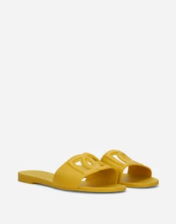 Rubber beachwear sliders