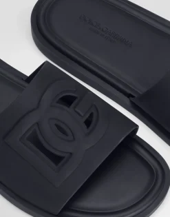 Rubber beachwear sliders