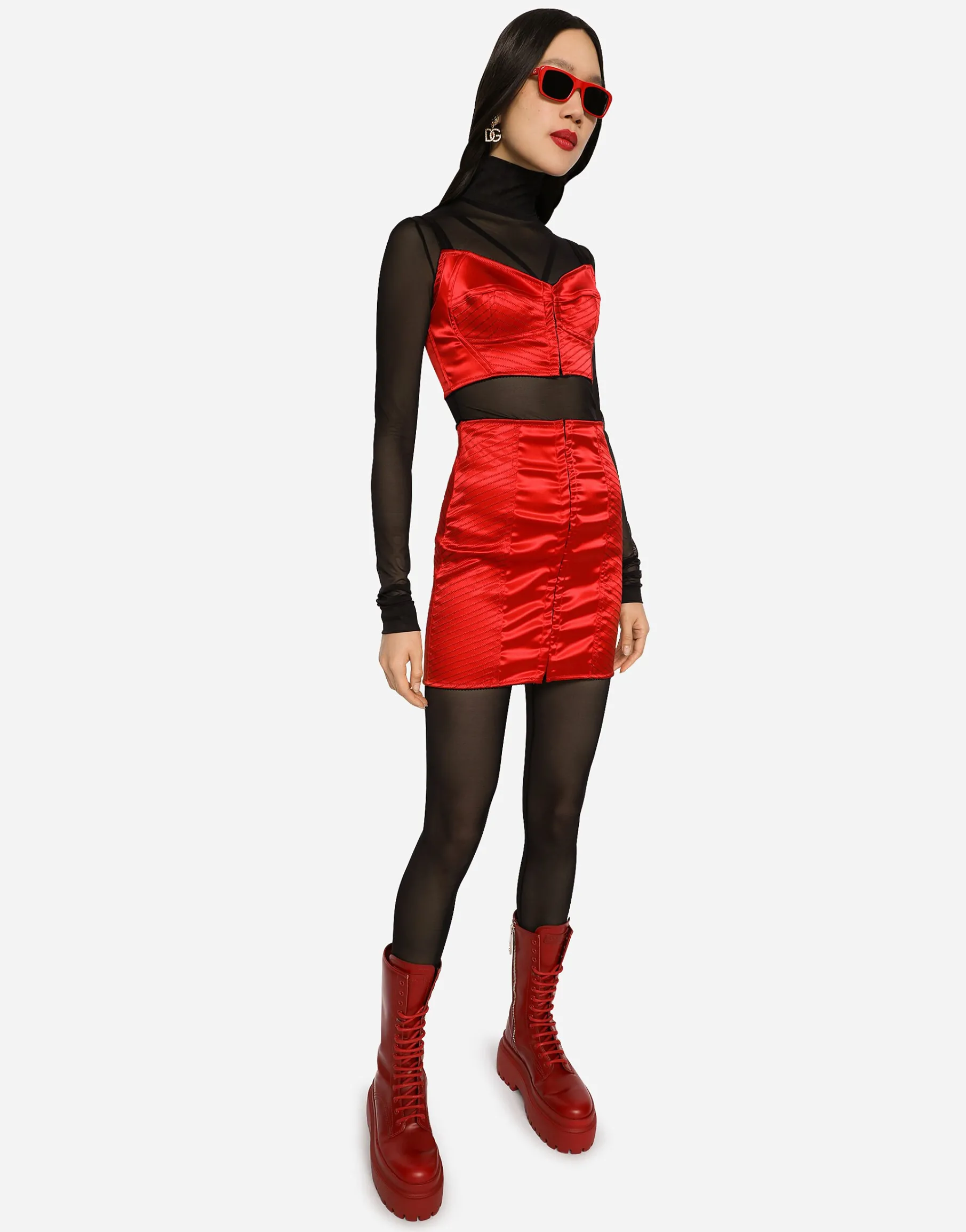 Satin miniskirt with hook-and-eye fastenings