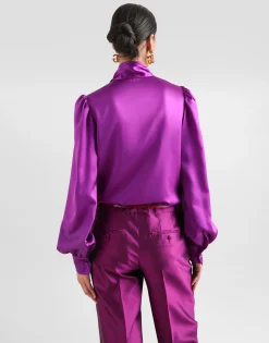 Satin shirt with pussy-bow