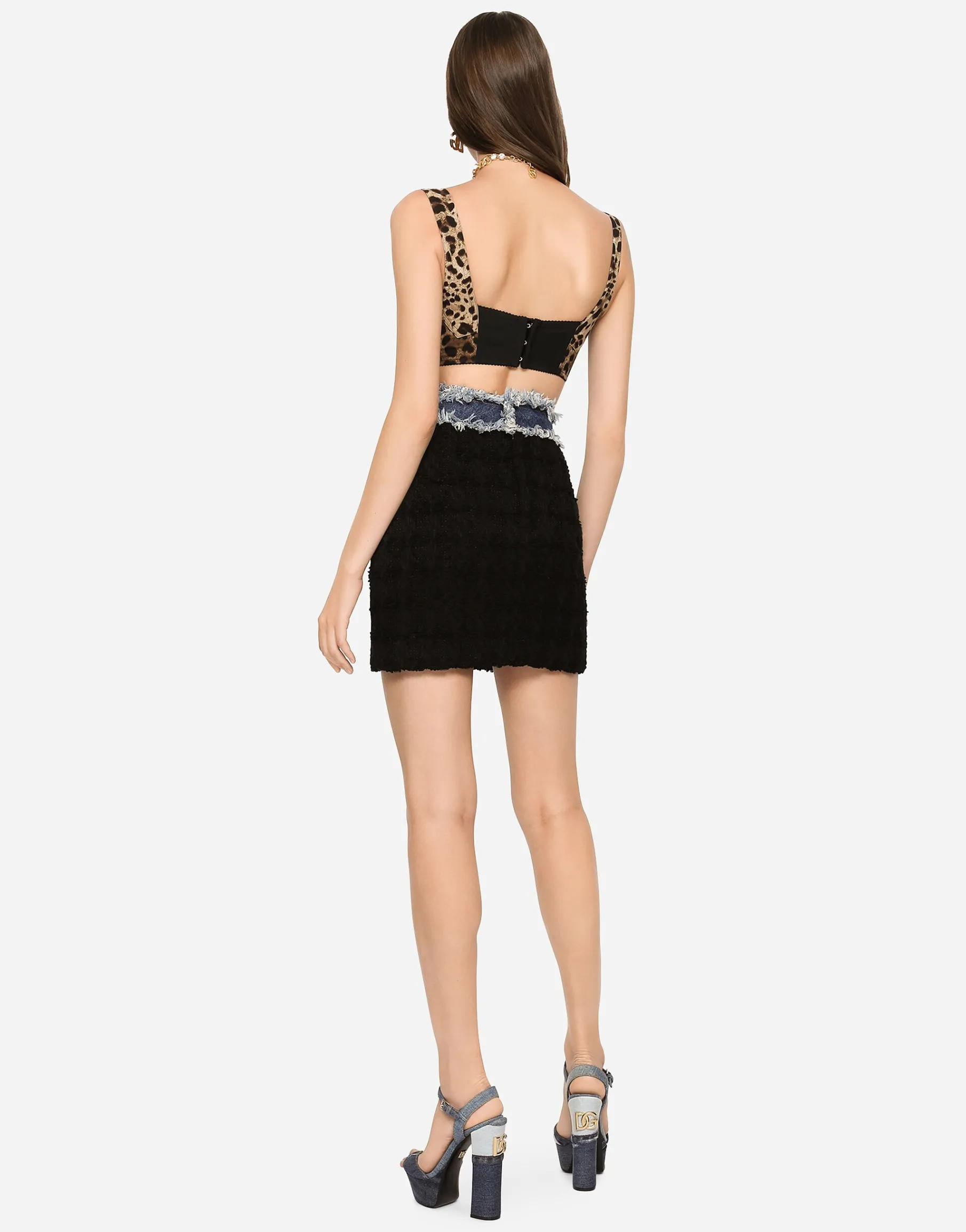 Short bustier top in charmeuse with leopard print