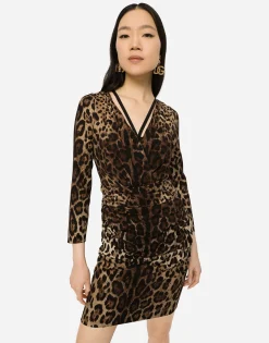 Short charmeuse dress with leopard print and tie