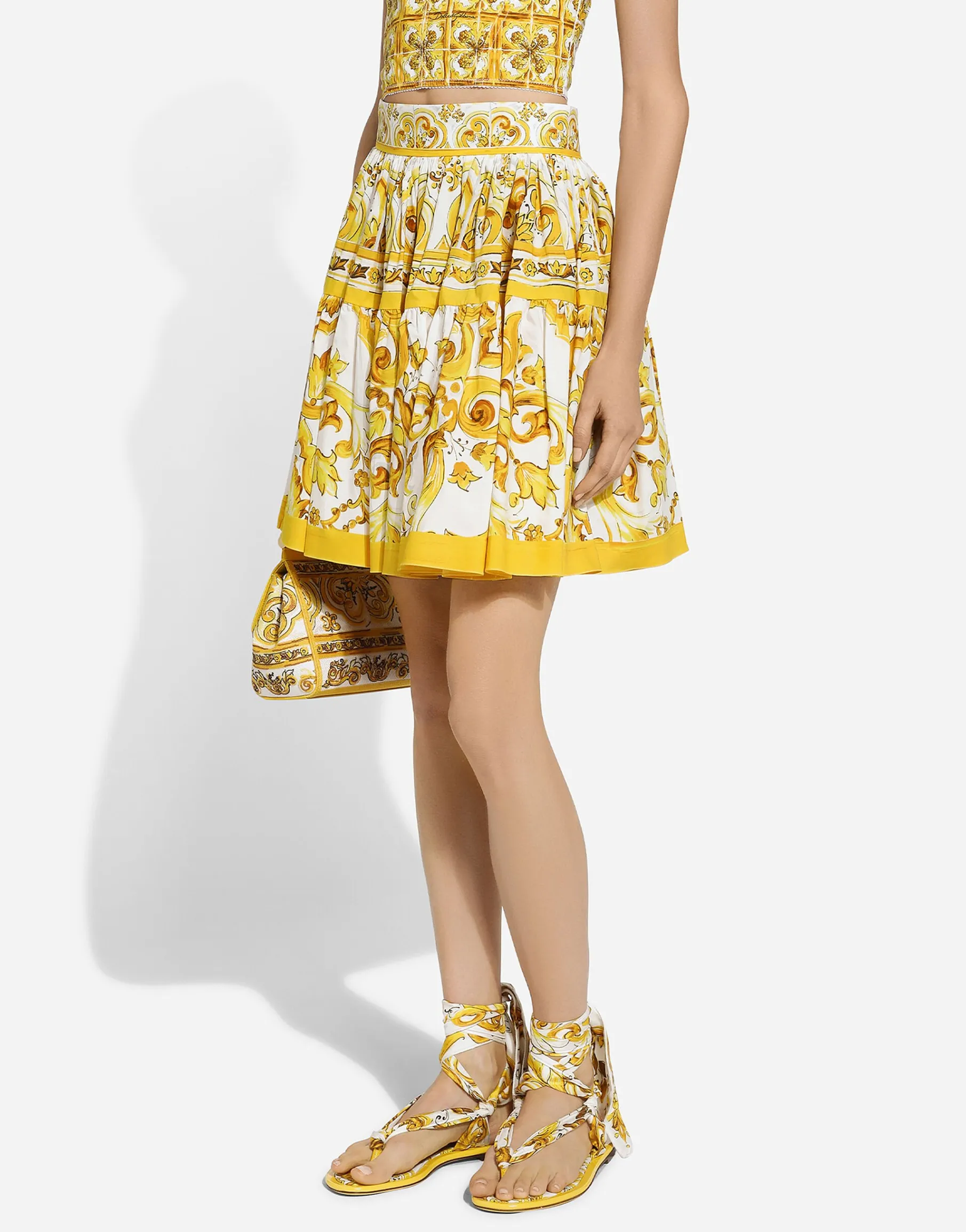 Short circle skirt in majolica-print cotton